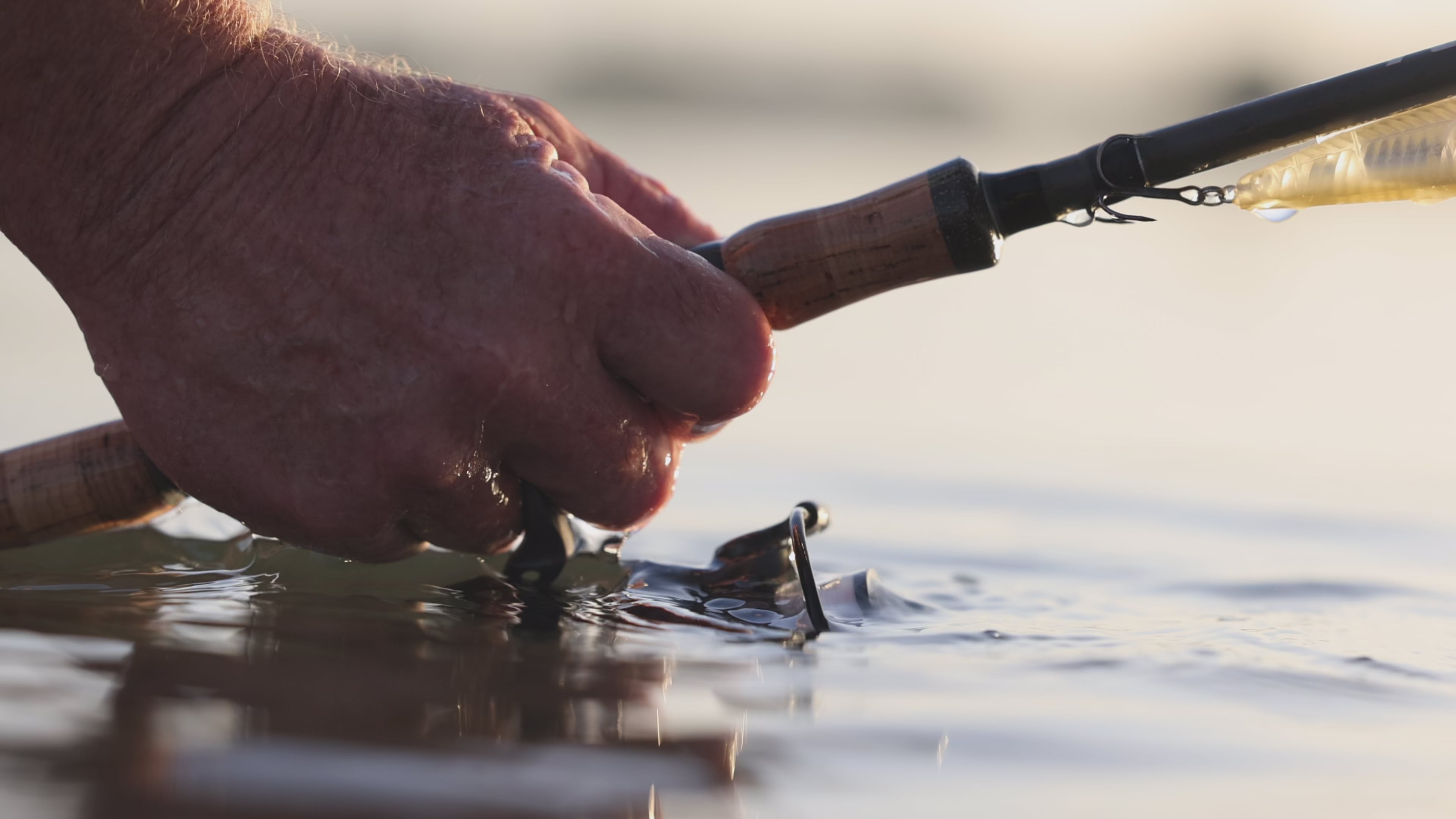Load video: Tsuami Fishing Forged Spinning Reel